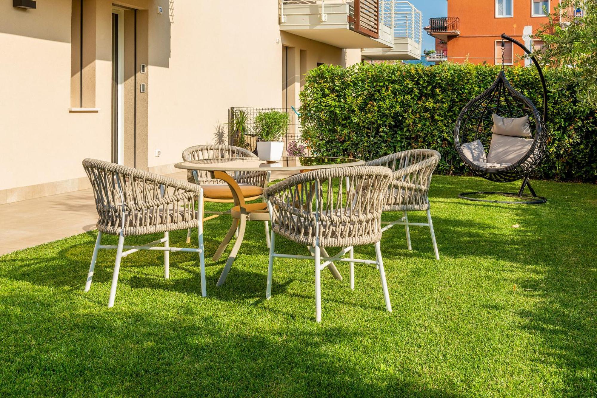 Lifestyle Apartments Dante Bardolino Buitenkant foto