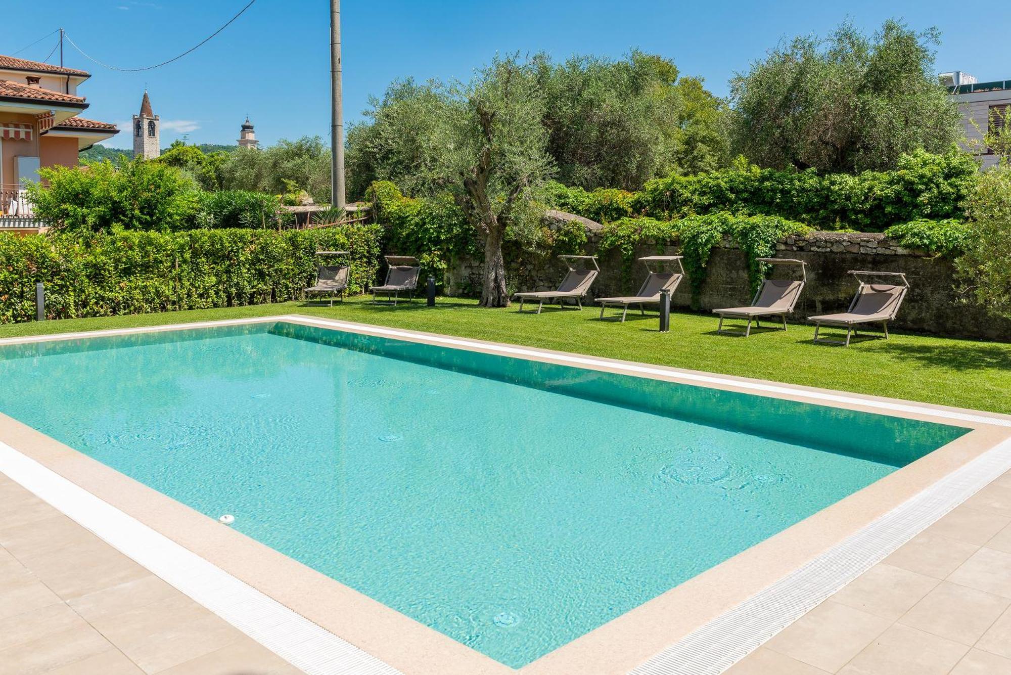 Lifestyle Apartments Dante Bardolino Buitenkant foto
